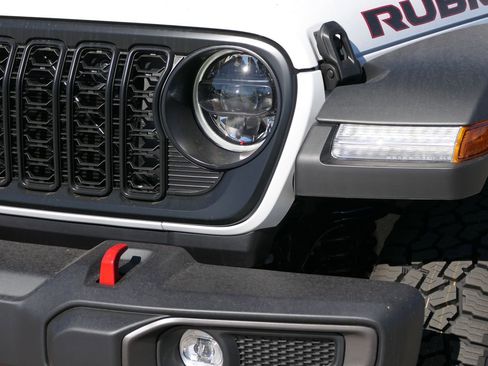 New 2026 Jeep Gladiator Rubicon w/ Safety Group image 7