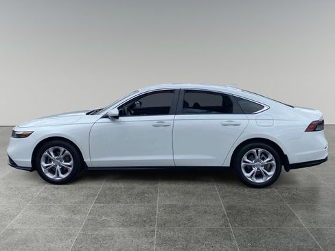 Used 2025 Honda Accord LX image 2