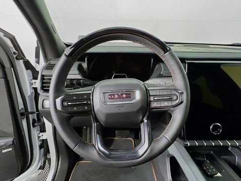 New 2026 GMC Acadia AT4 w/ Super Cruise Package AWD/4WD image 11