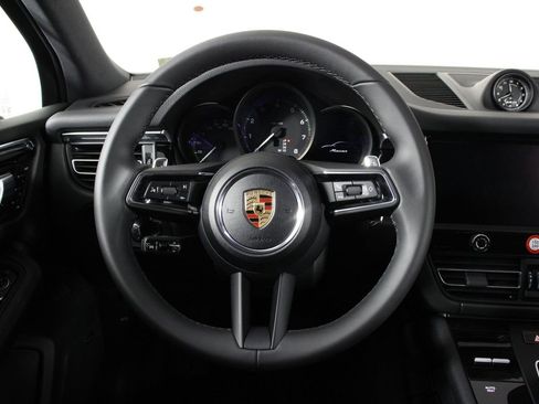 New 2026 Porsche Macan image 12
