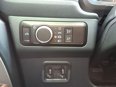 Certified 2023 Ford Maverick Lariat w/ Lariat Luxury Package AWD/4WD image 28