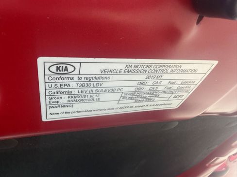 Used 2019 Kia Niro LX FWD image 16