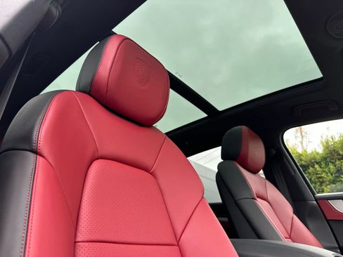 New 2026 Porsche Cayenne AWD/4WD image 18