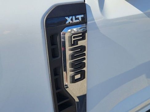 New 2026 Ford F250 XLT w/ F-250 >10K GVWR Package RWD image 12