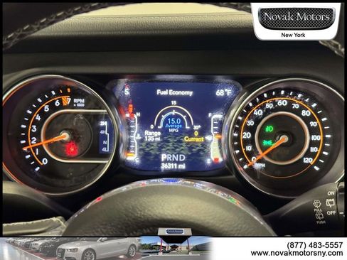 Used 2022 Jeep Wrangler Unlimited Sahara w/ Cold Weather Group image 21