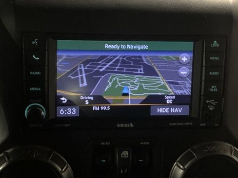 Used 2018 Jeep Wrangler Unlimited Sahara image 8