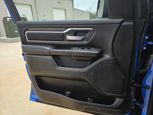 Used 2025 RAM 1500 Big Horn AWD/4WD image 9