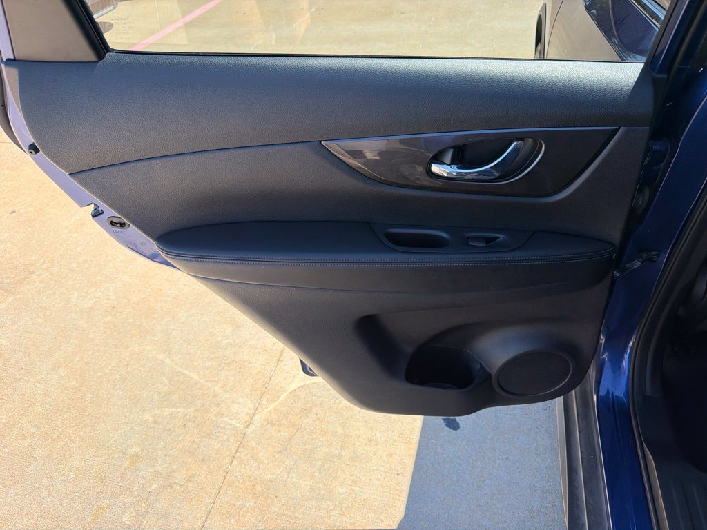 Used 2020 Nissan Rogue S w/ Special Edition Package AWD/4WD image 15