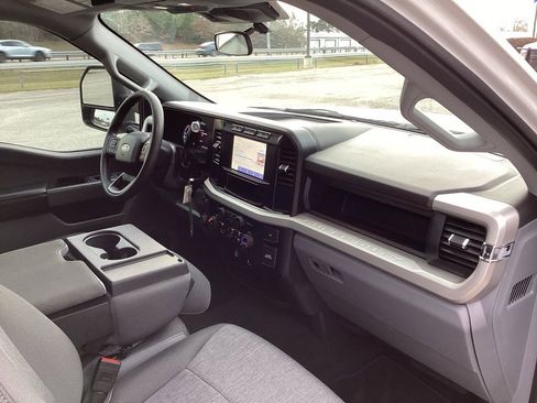 Used 2024 Ford F250 XL w/ STX Appearance Package image 33