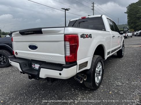 Used 2019 Ford F250 Platinum w/ Platinum Ultimate Package AWD/4WD image 9