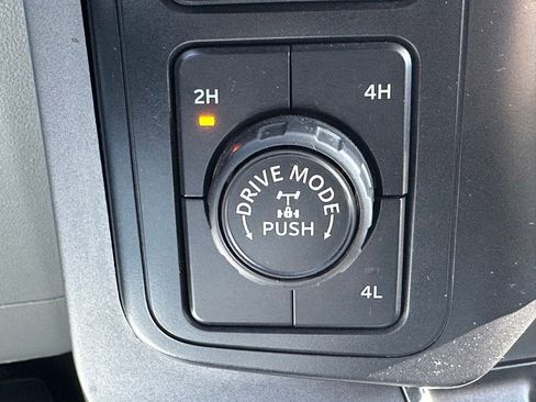 Used 2021 Ford F150 XLT w/ Equipment Group 302A High image 31