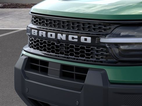 New 2025 Ford Bronco Sport Outer Banks w/ Outer Banks Tech Package+ AWD/4WD image 17