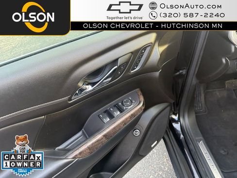 Certified 2022 GMC Acadia Denali w/ Denali Ultimate Package image 11