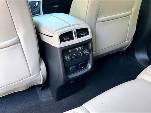 Used 2017 Buick Envision Premium AWD/4WD image 13