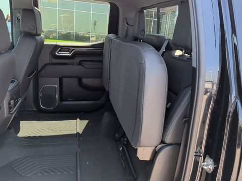Used 2024 Chevrolet Silverado 1500 LT Trail Boss w/ Convenience Package II AWD/4WD image 38