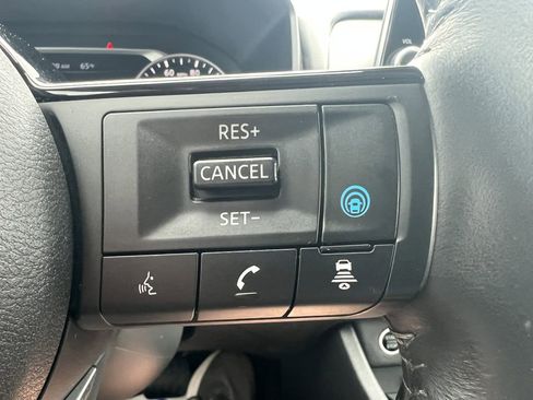 Used 2021 Chevrolet Silverado 1500 LT Trail Boss w/ Bed Protection Package image 4