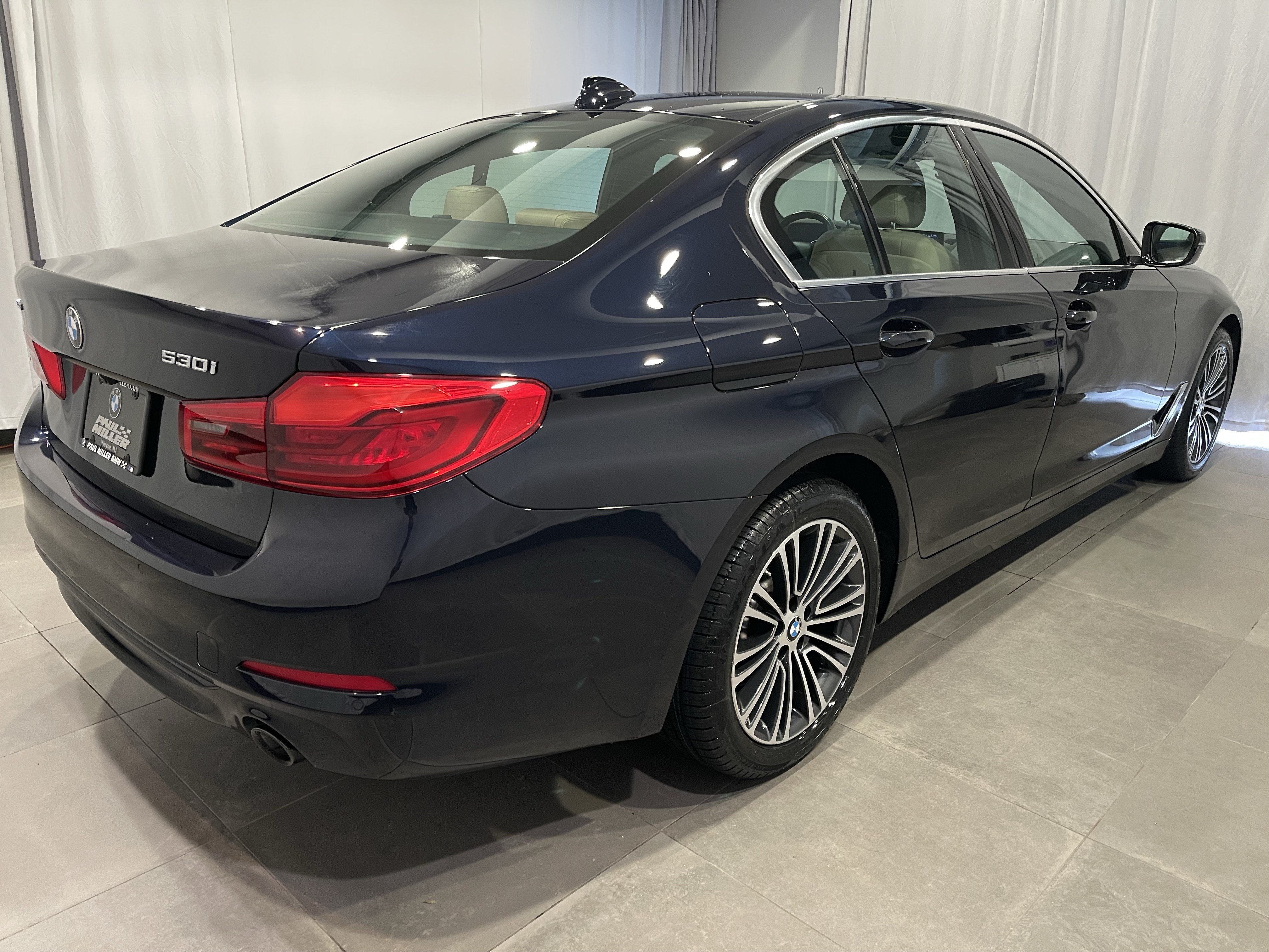 Used 2020 BMW 530i xDrive w/ Convenience Package AWD/4WD image 6