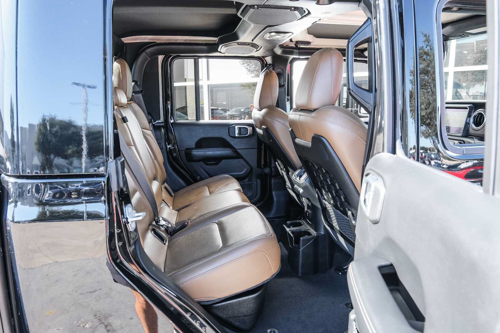 Used 2021 Jeep Gladiator Rubicon AWD/4WD image 32