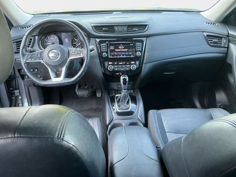 Used 2018 Nissan Rogue SL w/ Premium Package AWD/4WD image 11