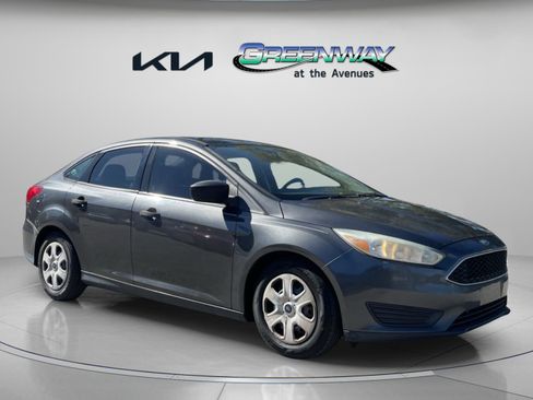 Used 2016 Ford Focus S image 1