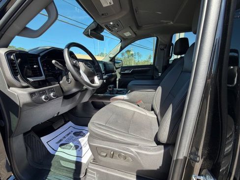 Used 2024 GMC Sierra 1500 SLT w/ SLT Premium Plus Package image 9