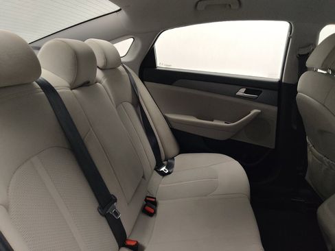 Used 2017 Hyundai Sonata SE FWD image 19