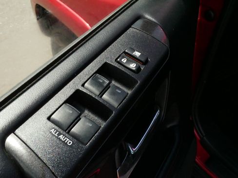 Used 2024 Toyota 4Runner TRD Off-Road Premium AWD/4WD image 19