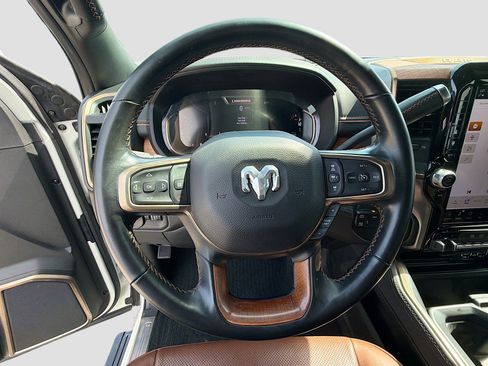 Used 2023 RAM 2500 Limited image 39