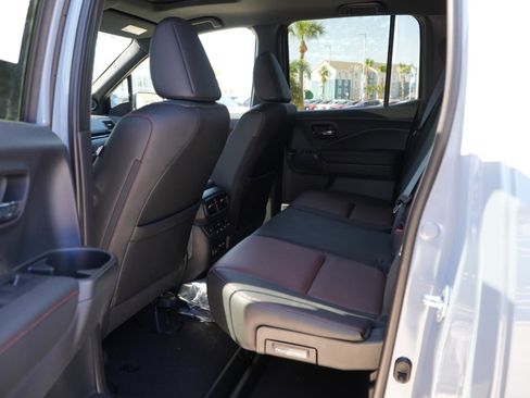 New 2026 Honda Ridgeline Black Edition image 19