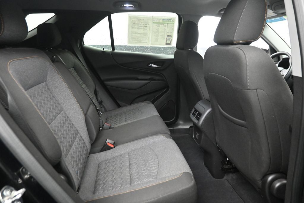 Used 2024 Chevrolet Equinox LT AWD/4WD image 10