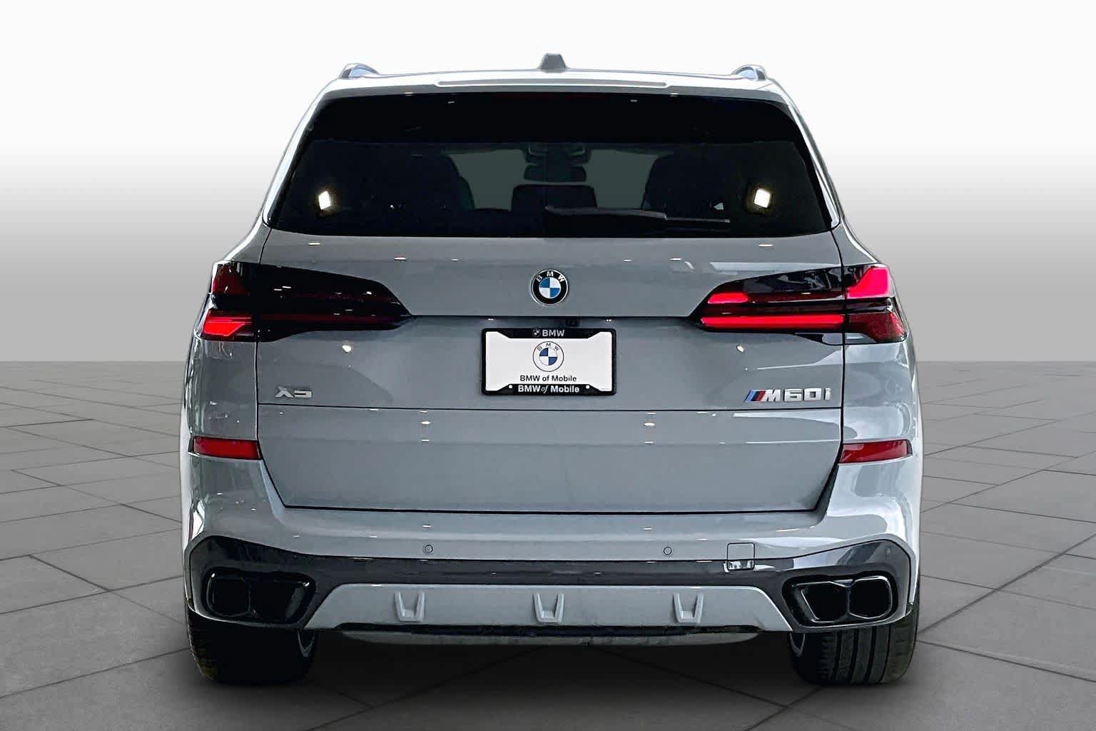 Used 2026 BMW X5 M60i AWD/4WD image 4