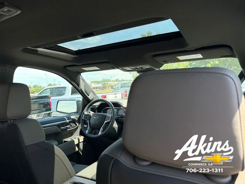 New 2026 Chevrolet Silverado 1500 ZR2 w/ Dark Appearance Package AWD/4WD image 18