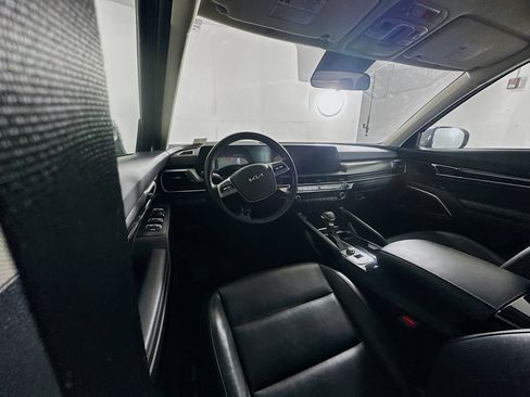 Used 2025 Kia Telluride S image 18