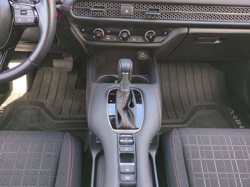 Certified 2025 Honda HR-V Sport image 18
