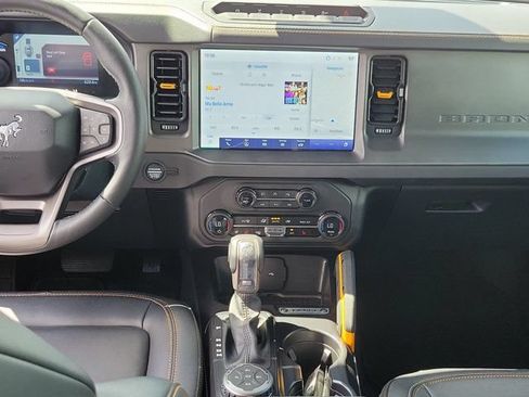 Certified 2024 Ford Bronco Badlands AWD/4WD image 20