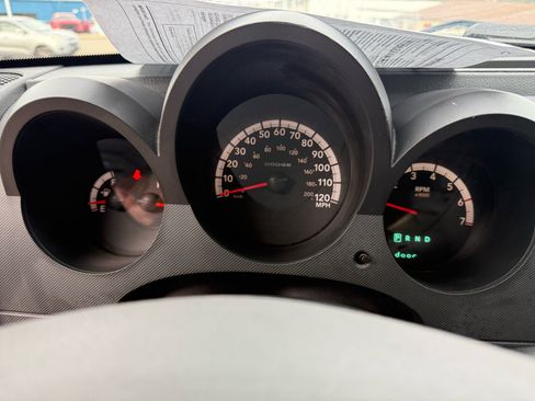 Used 2008 Dodge Nitro SXT image 11