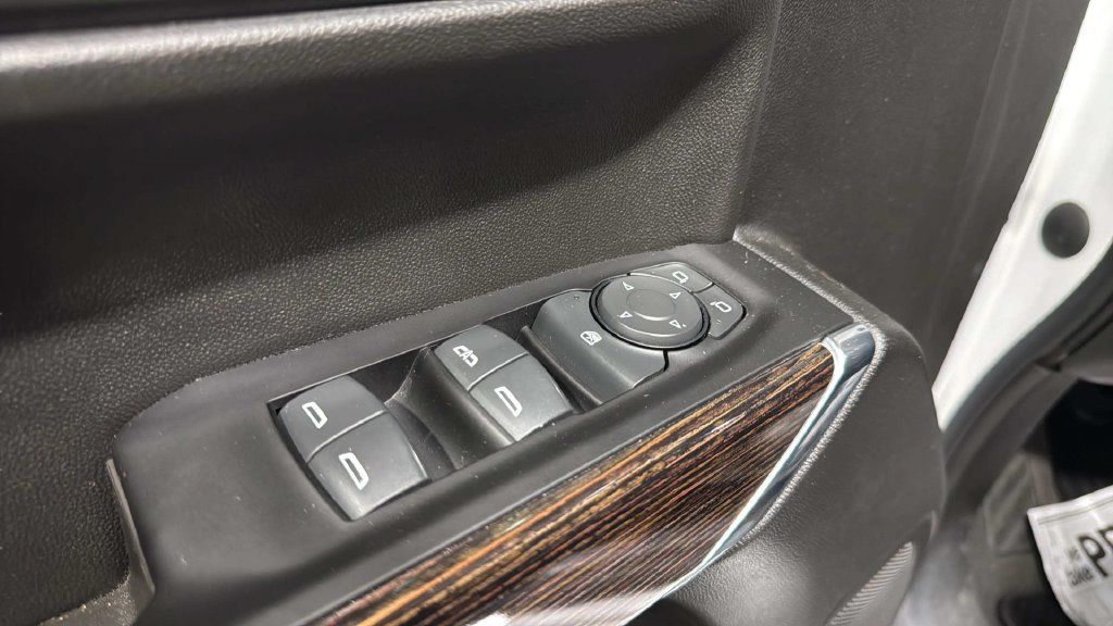 Used 2022 GMC Sierra 1500 SLE w/ X31 Off-Road Package AWD/4WD image 20