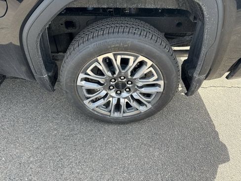 New 2026 GMC Sierra 1500 Denali Ultimate AWD/4WD image 9