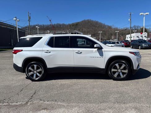 Used 2018 Chevrolet Traverse LT image 6