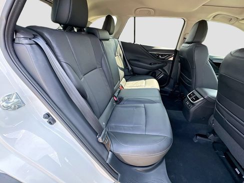 Certified 2025 Subaru Outback Limited AWD/4WD image 38