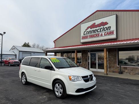 Used 2013 Dodge Grand Caravan SE image 1