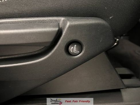 Used 2025 Nissan Pathfinder SV FWD image 42