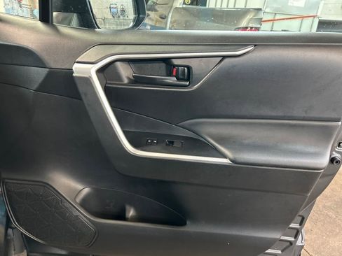 Used 2023 Toyota RAV4 LE image 25