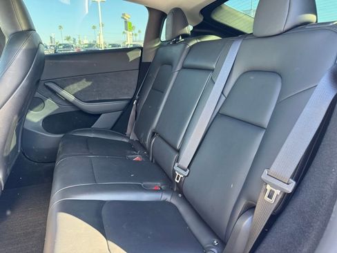 Used 2023 Tesla Model Y Long Range image 4