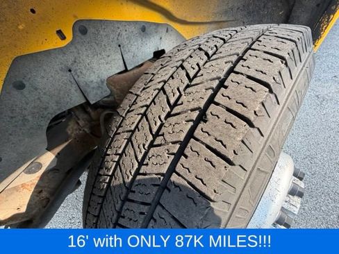 Used 2021 GMC Savana 3500 Extended w/ Power Convenience Package RWD image 15