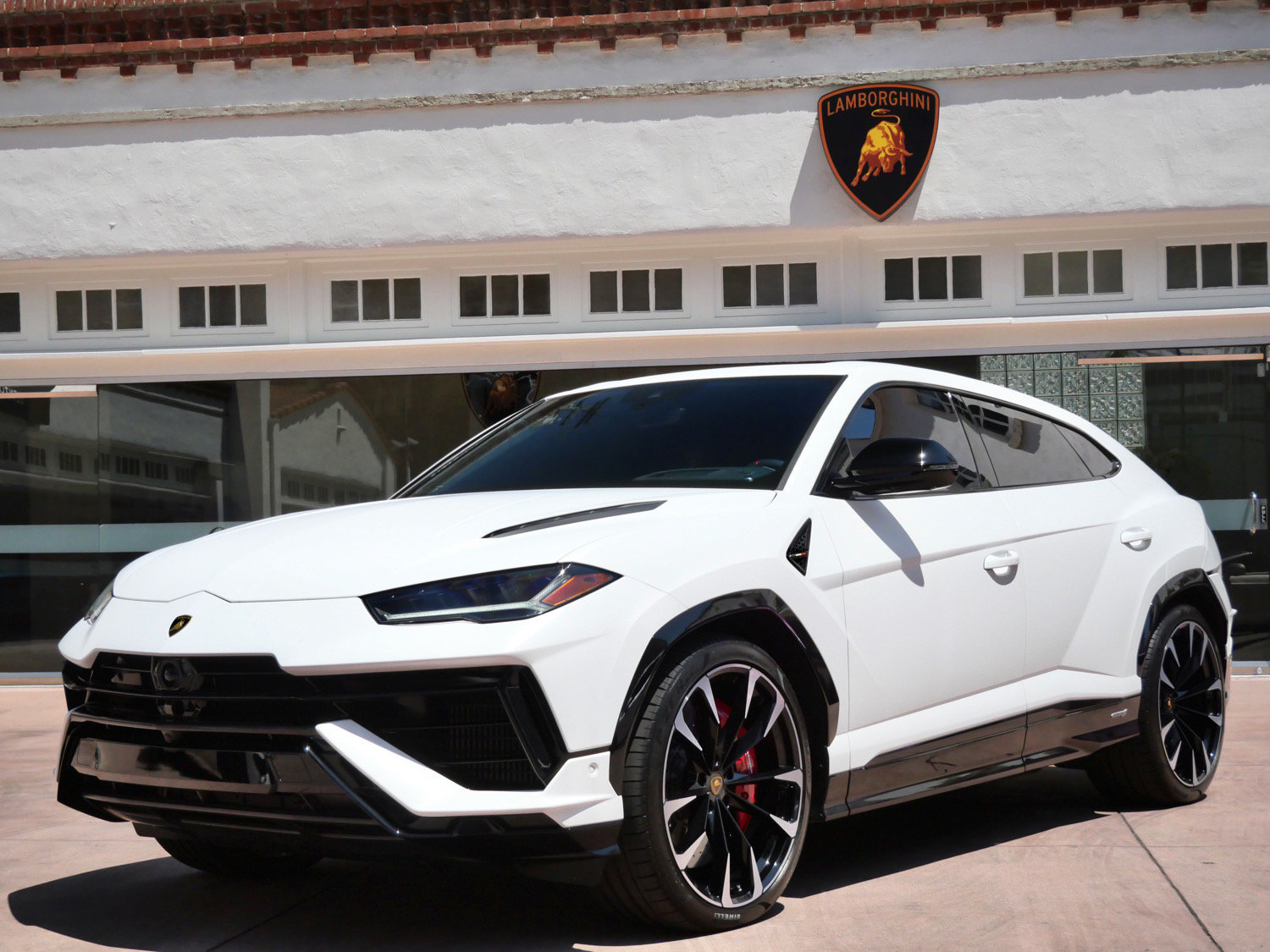 Used 2024 Lamborghini Urus S AWD/4WD image 12