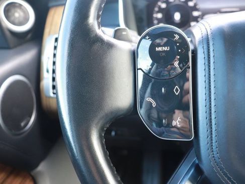 Used 2018 Land Rover Range Rover image 24