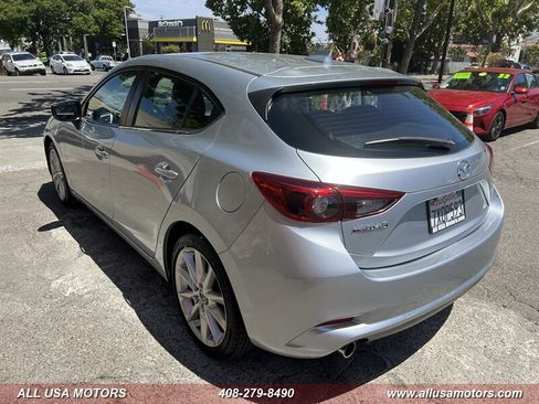 Used 2017 MAZDA MAZDA3 Grand Touring w/ Premium Equipment Package FWD image 6