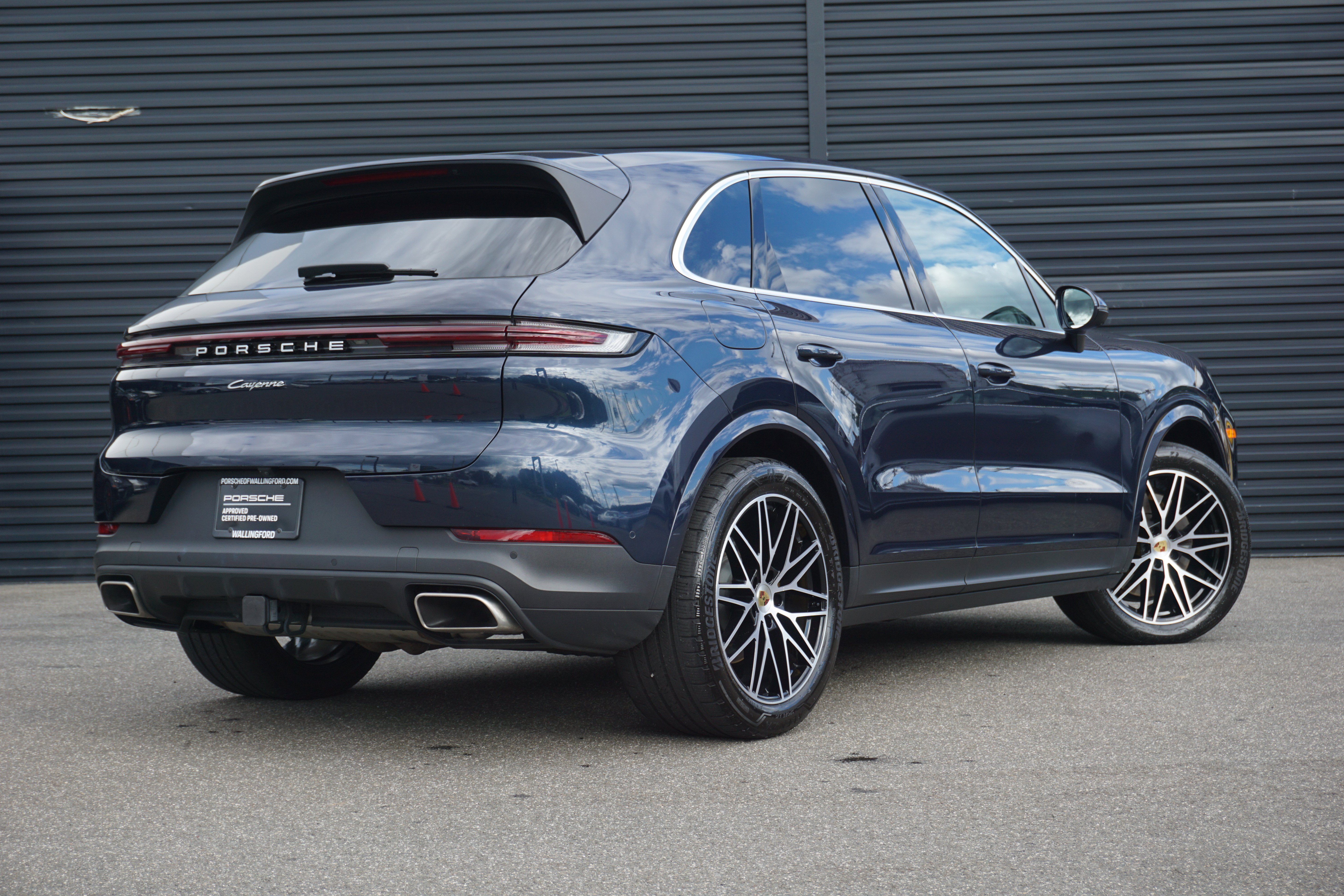 Certified 2024 Porsche Cayenne AWD/4WD image 9