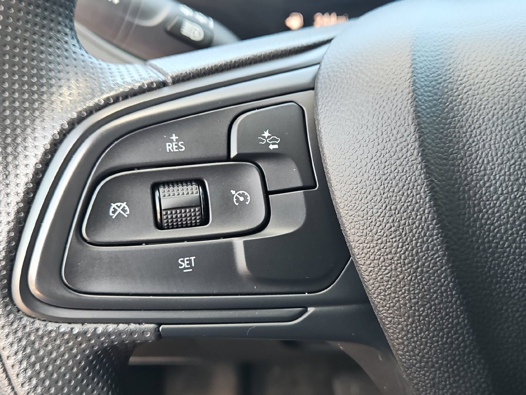 Used 2026 Buick Envista Preferred FWD image 21